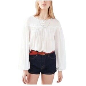 KIMCHI BLUE White Top Pullover Romantic Boho Balloon Sleeve Draped Size Medium